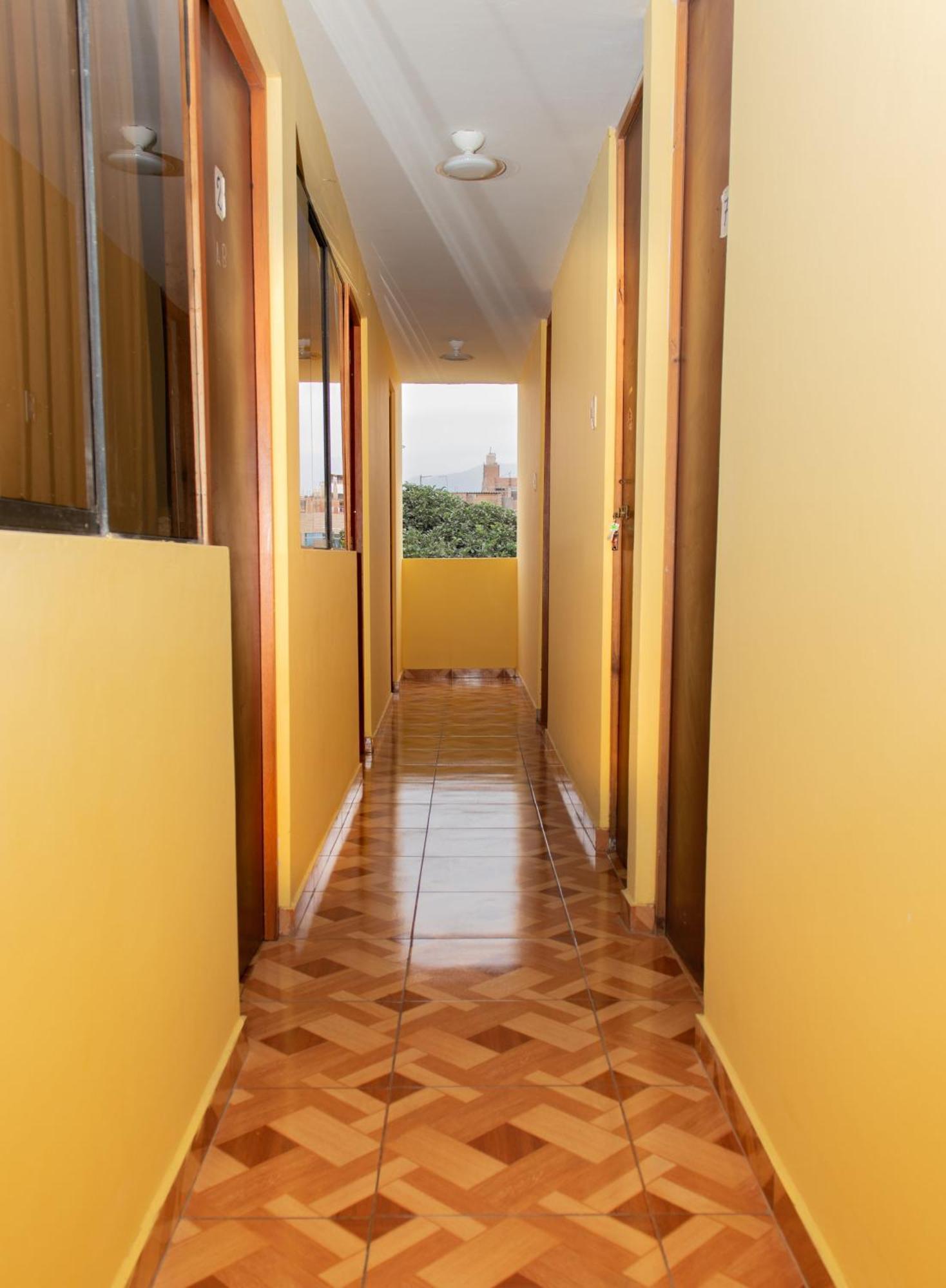 Close To Airport - Free One Time Pickup - A Y J Familia Lima Exterior foto