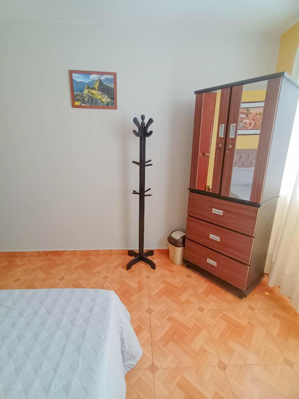 Close To Airport - Free One Time Pickup - A Y J Familia Lima Exterior foto