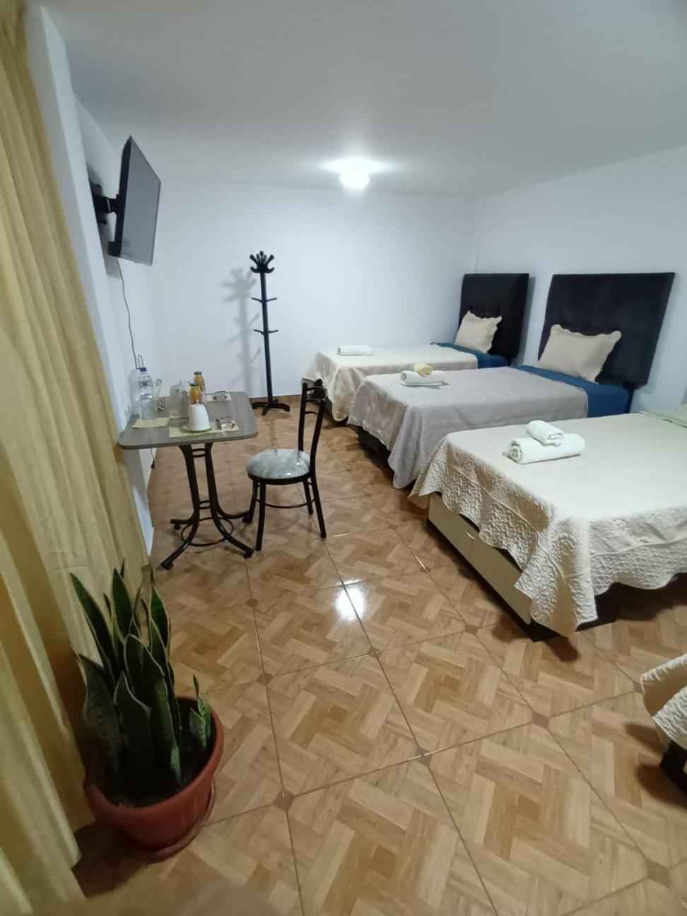 Close To Airport - Free One Time Pickup - A Y J Familia Lima Exterior foto